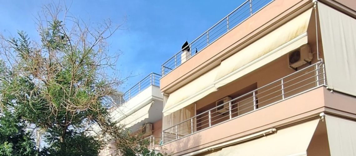 Πωλείται άνετη μεζονέτα με τζάκι στην Πρέβεζα σε άριστη κατάσταση Comfortable maisonette with fireplace for sale in Preveza in excellent condition εικόνα ακινήτου