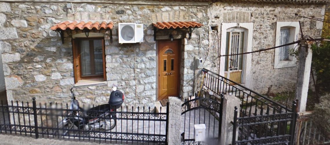 Πωλείται παραθαλάσσια πέτρινη κατοικία Κότρωνας Λακωνίας Seaside stone house for sale in Kotronas, Laconia εικόνα ακινήτου