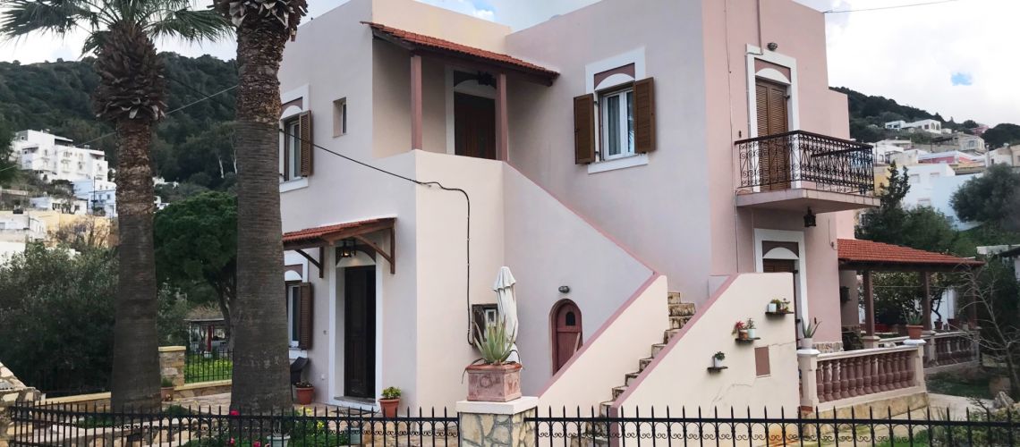 Πωλείται μονοκατοικία τεσσάρων υπνοδωματίων σε όμορφη τοποθεσία Παντέλι Λέρος Fοr sale four-bedrooms detached house in a beautiful location, Panteli, Leros εικόνα ακινήτου