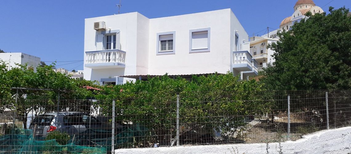 Πωλείται φωτεινό τριάρι διαμέρισμα με θέα και κοντά στη θάλασσα Παντέλι Λέρου Bright two bedrooms apartment for sale with view and close to the sea, Panteli, Leros εικόνα ακινήτου