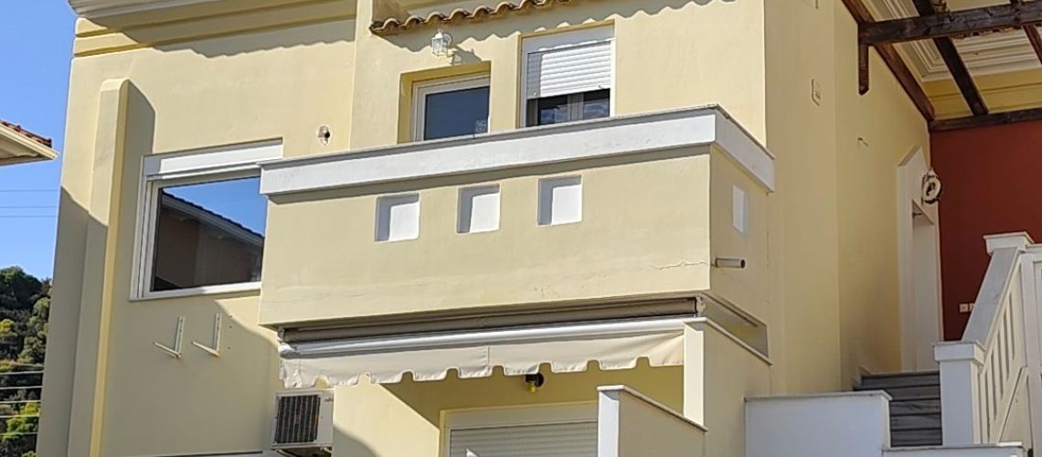 Πωλείται παραθαλάσσιο διαμέρισμα στην Αλμυρή Κορινθίας εικόνα ακινήτου