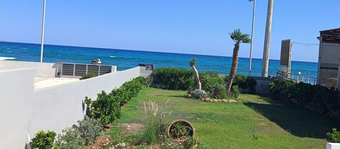 Επιπλωμένη μονοκατοικία προς ενοικίαση δίπλα στη θάλασσα Γούβες, Ηράκλειο εικόνα ακινήτου
